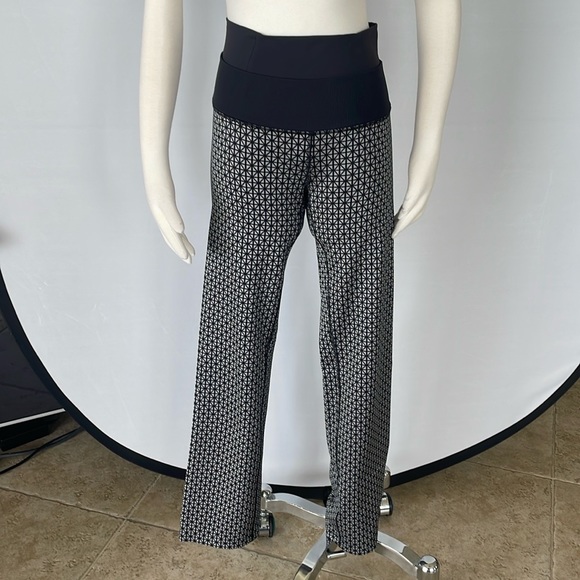 Lululemon Pants Size 6 - Picture 4 of 14